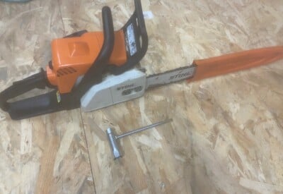 Location Tronçonneuse à bois Thermique Stihl à La Queue-en-Brie